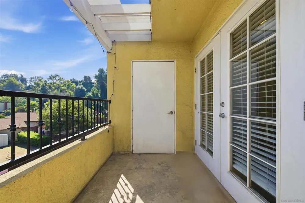 5055 Collwood #320 San Diego, CA 92115