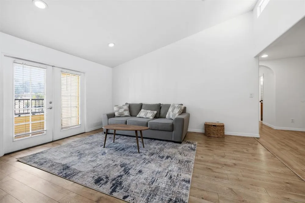 5055 Collwood #320 San Diego, CA 92115