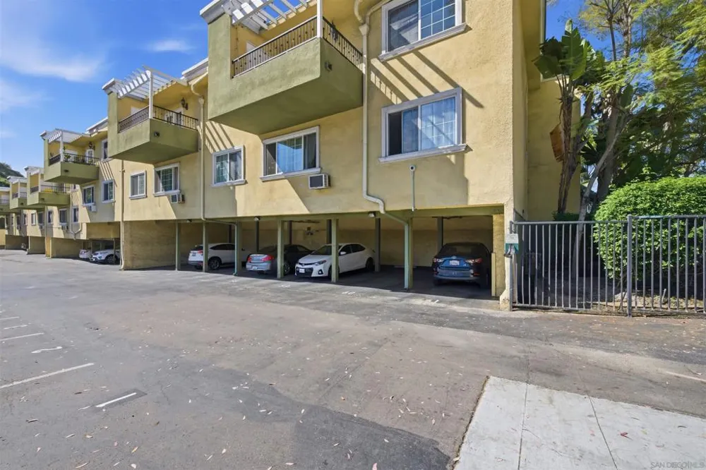 5055 Collwood #320 San Diego, CA 92115