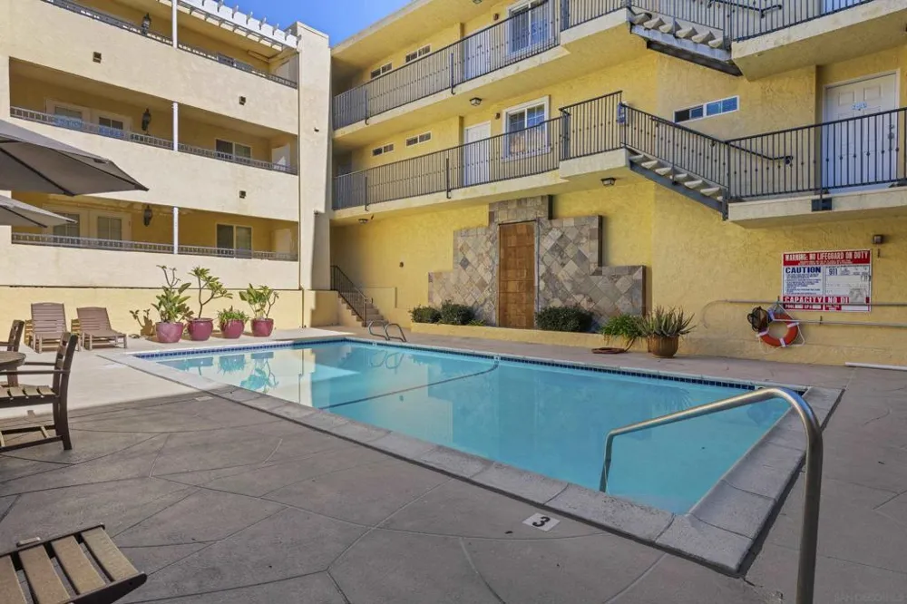 5055 Collwood #320 San Diego, CA 92115