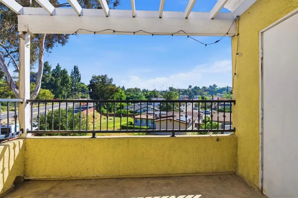 5055 Collwood #320 San Diego, CA 92115