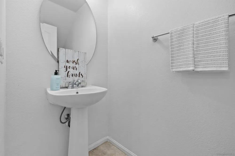 17007 Camino Marcilla #8 San Diego, CA 92127