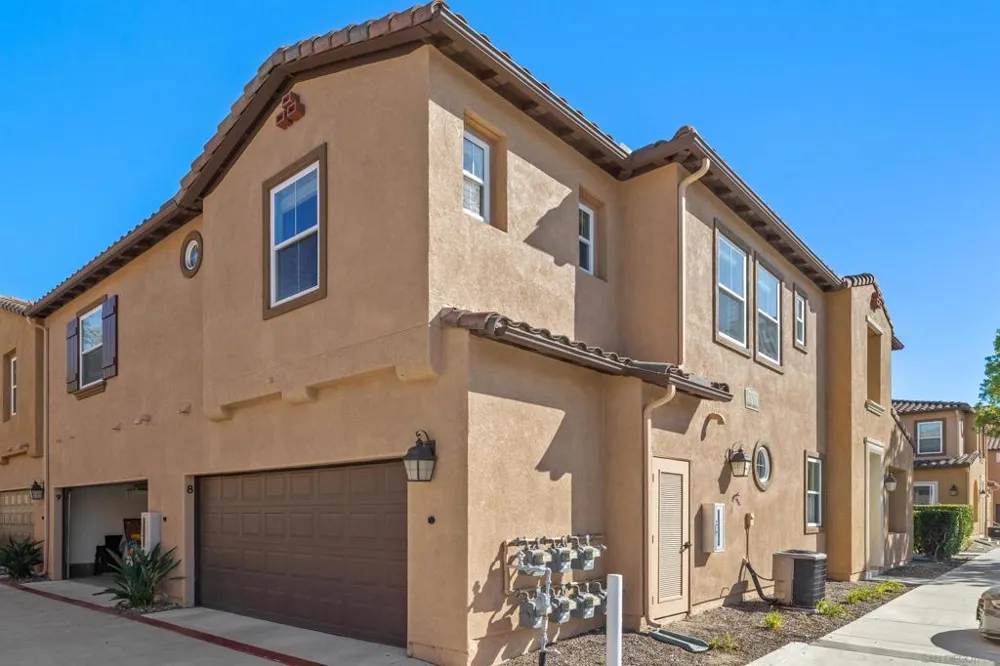 17007 Camino Marcilla #8 San Diego, CA 92127