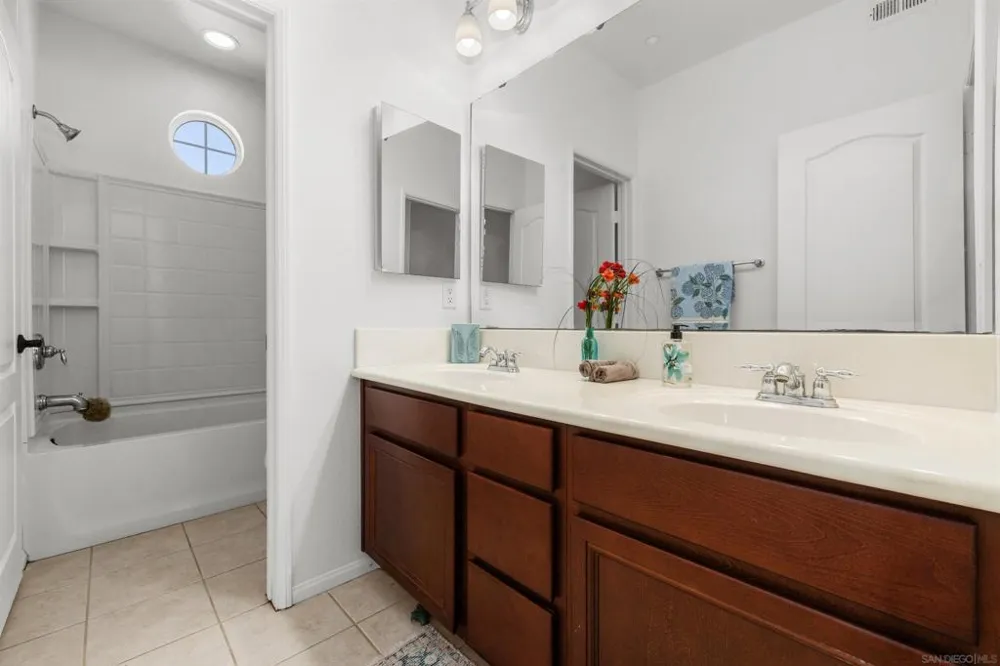 17007 Camino Marcilla #8 San Diego, CA 92127