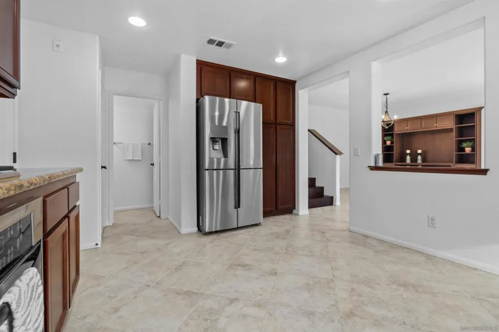 17007 Camino Marcilla #8 San Diego, CA 92127