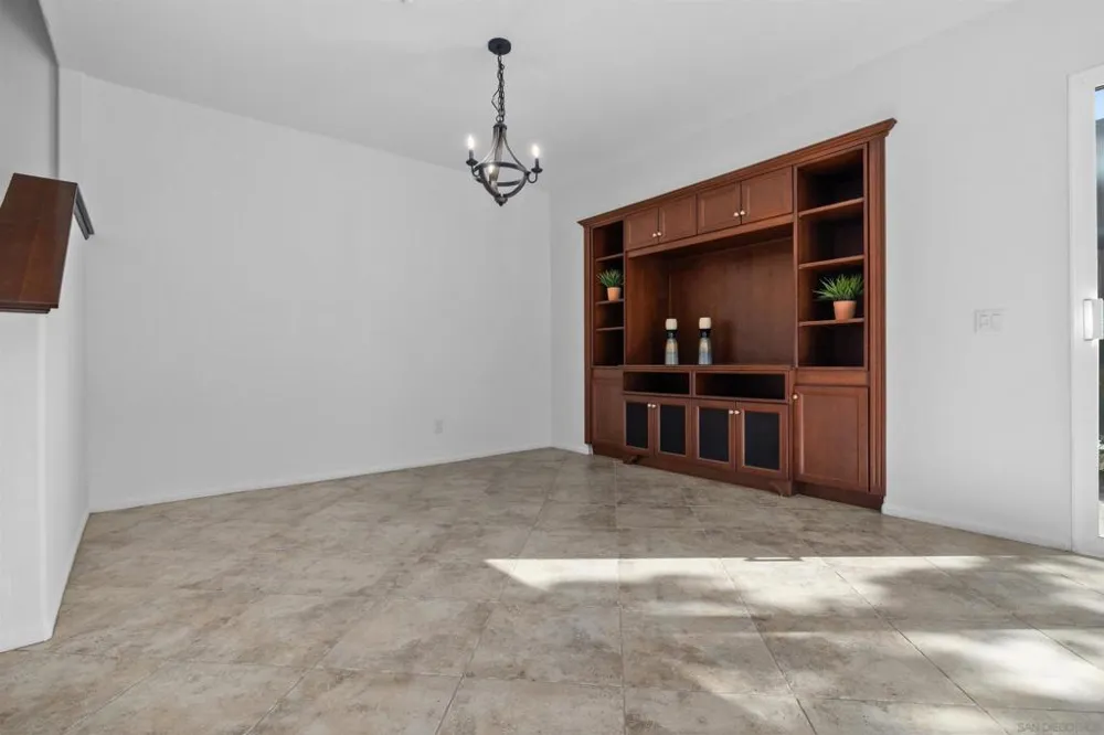 17007 Camino Marcilla #8 San Diego, CA 92127
