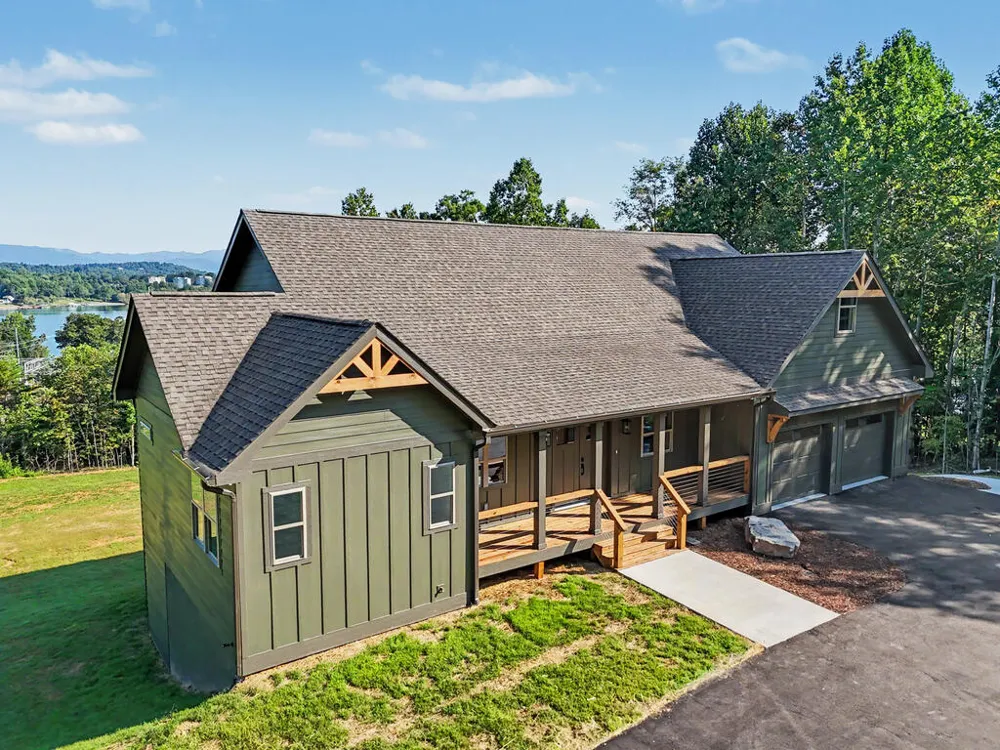 1306 Ramey Mountain Road Hiawassee, GA 30546