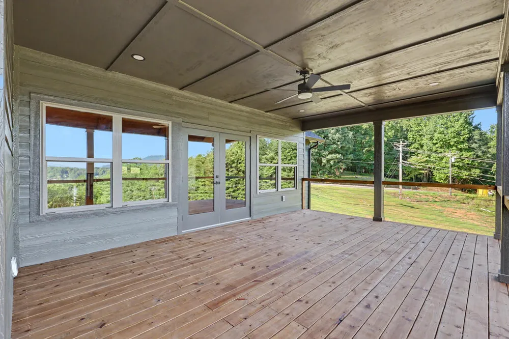 1306 Ramey Mountain Road Hiawassee, GA 30546