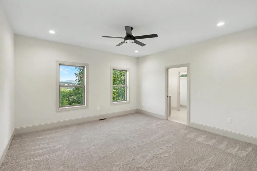 1306 Ramey Mountain Road Hiawassee, GA 30546