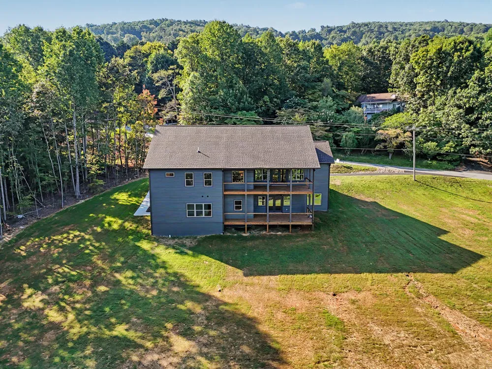 1306 Ramey Mountain Road Hiawassee, GA 30546