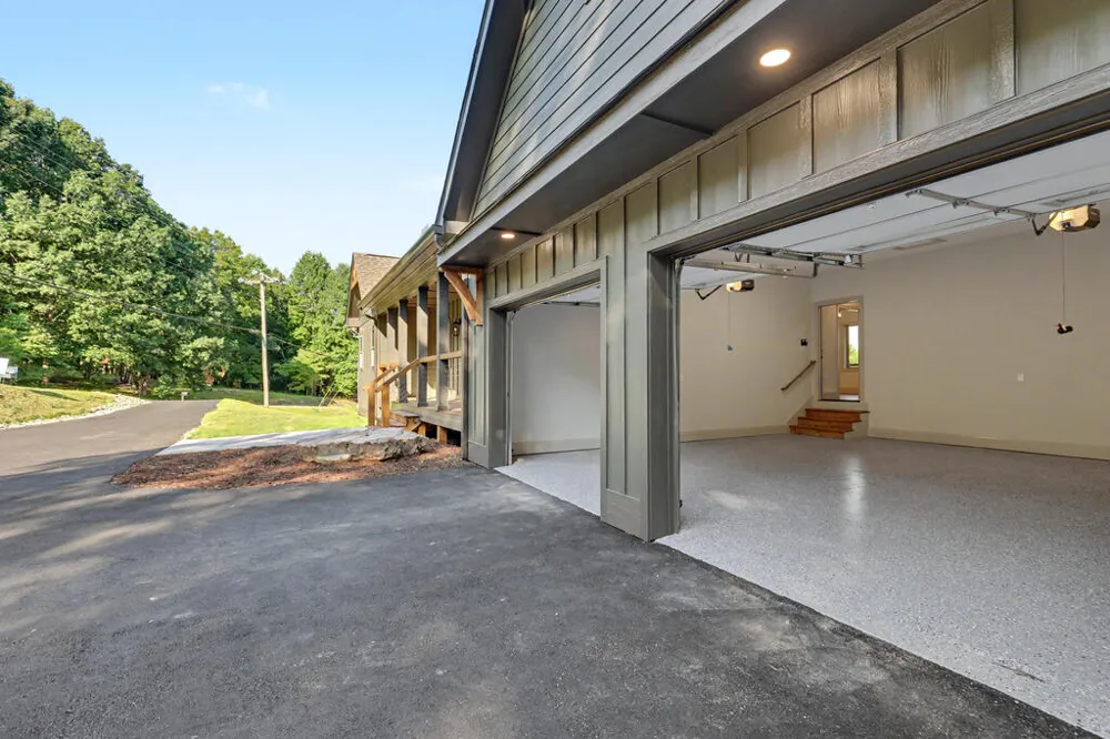 1306 Ramey Mountain Road Hiawassee, GA 30546