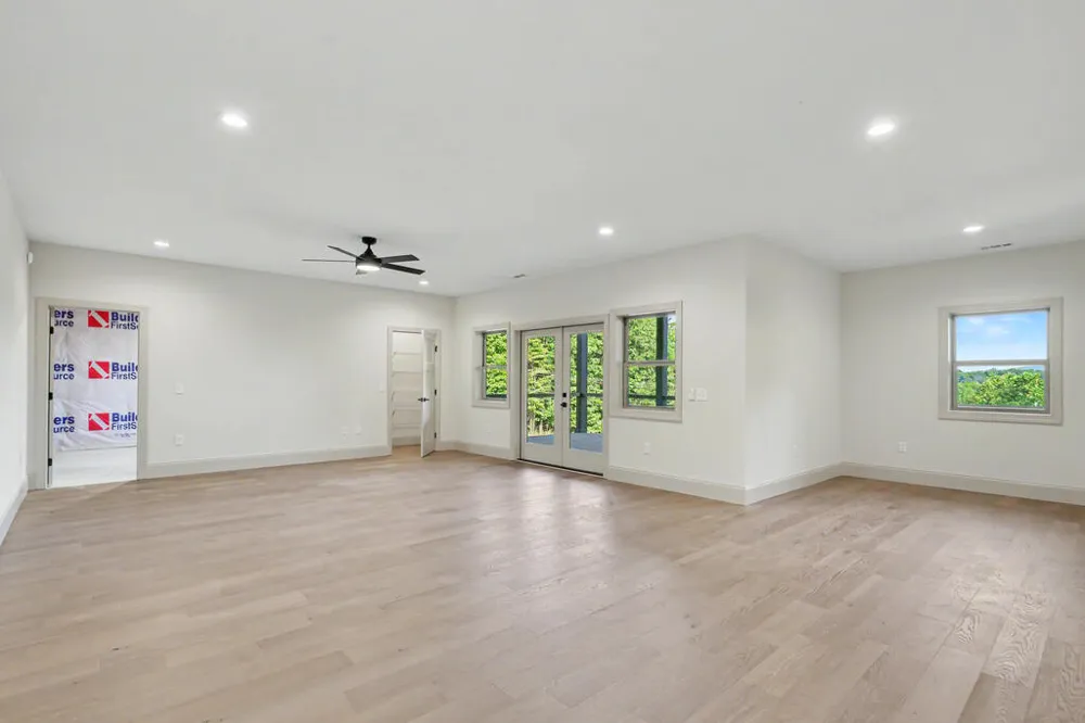 1306 Ramey Mountain Road Hiawassee, GA 30546