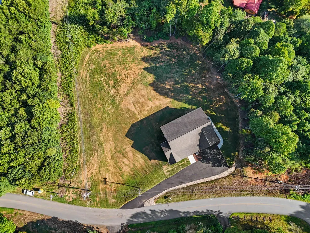 1306 Ramey Mountain Road Hiawassee, GA 30546