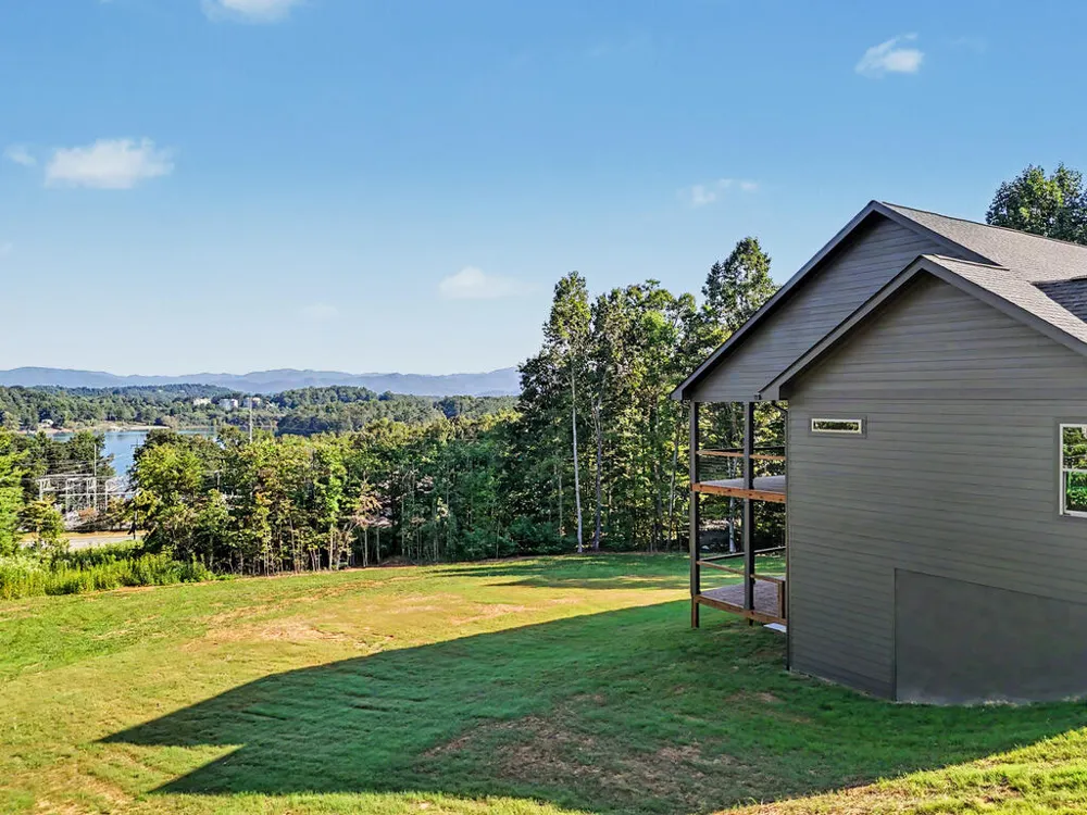1306 Ramey Mountain Road Hiawassee, GA 30546