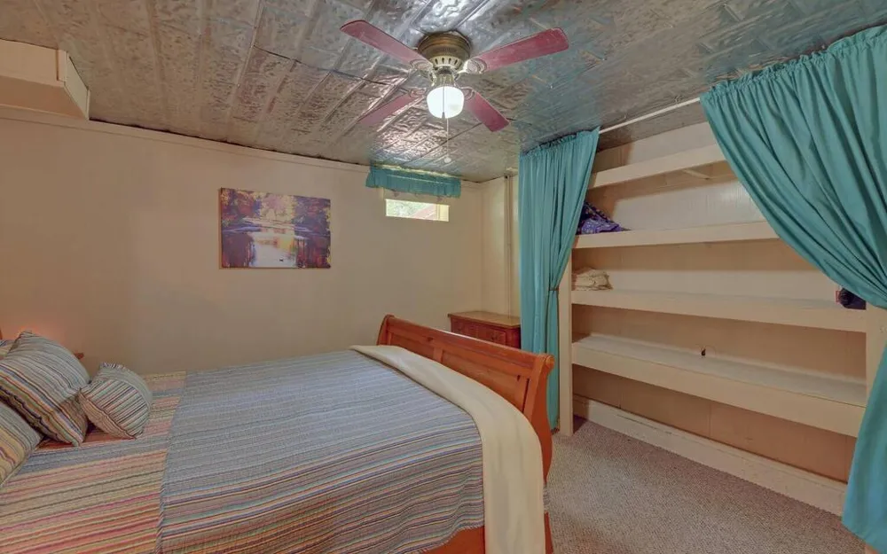 999 Old Mill Road Mineral Bluff, GA 30559