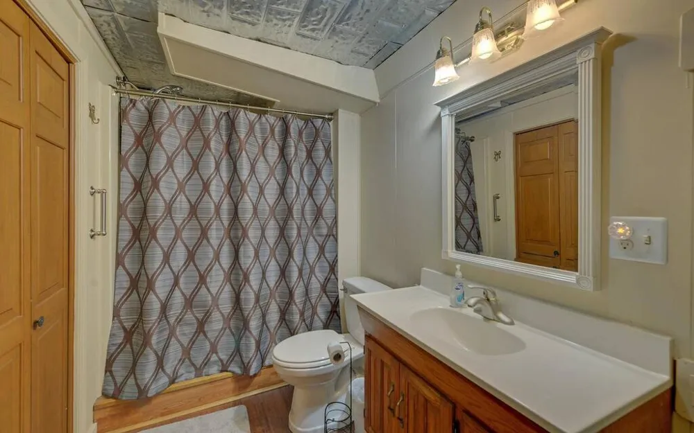 999 Old Mill Road Mineral Bluff, GA 30559
