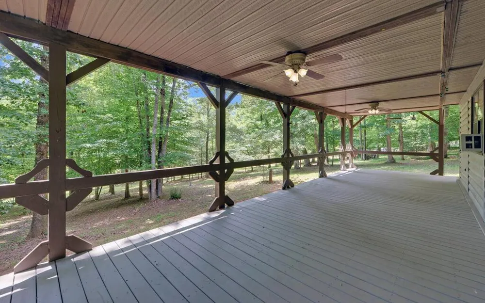 999 Old Mill Road Mineral Bluff, GA 30559