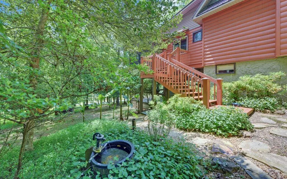 999 Old Mill Road Mineral Bluff, GA 30559