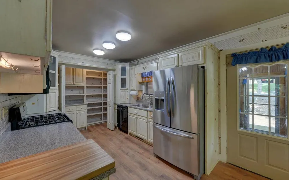 999 Old Mill Road Mineral Bluff, GA 30559
