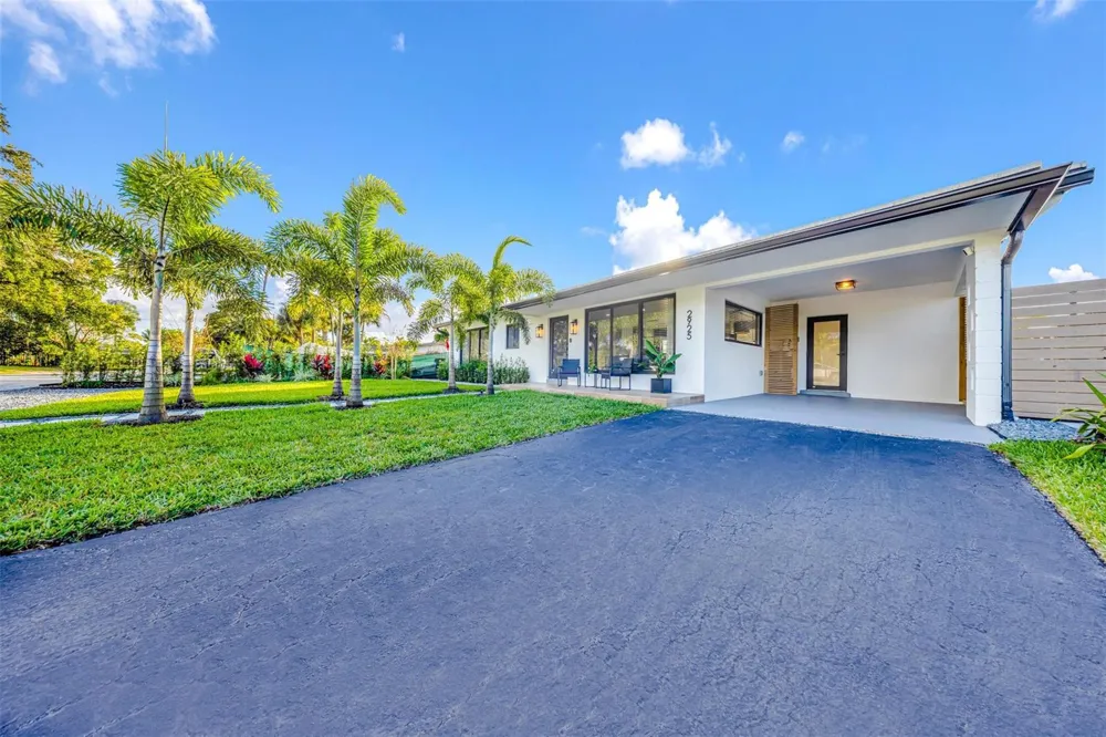 2925 NE 1ST AVENUE Wilton Manors, FL 33334