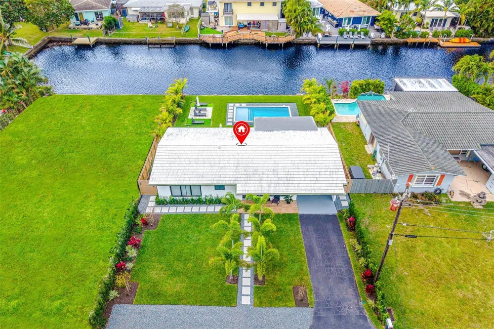2925 NE 1ST AVENUE Wilton Manors, FL 33334