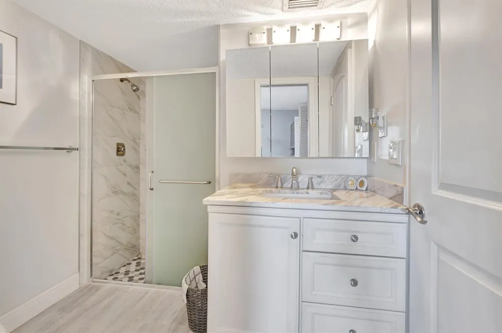 13865 Royal Palm Court Delray Beach, FL 33484