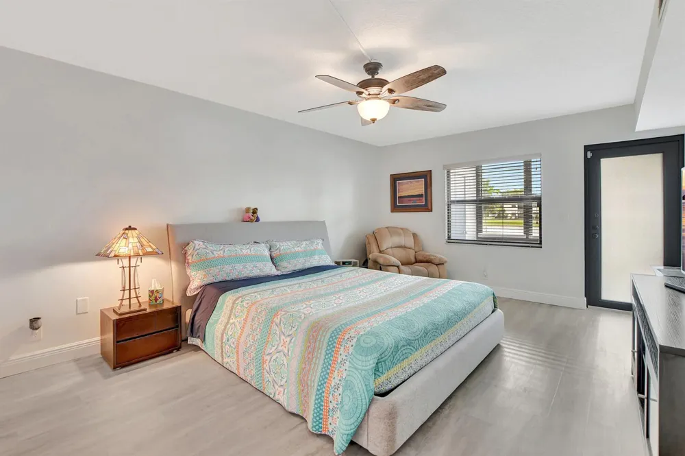 13865 Royal Palm Court Delray Beach, FL 33484