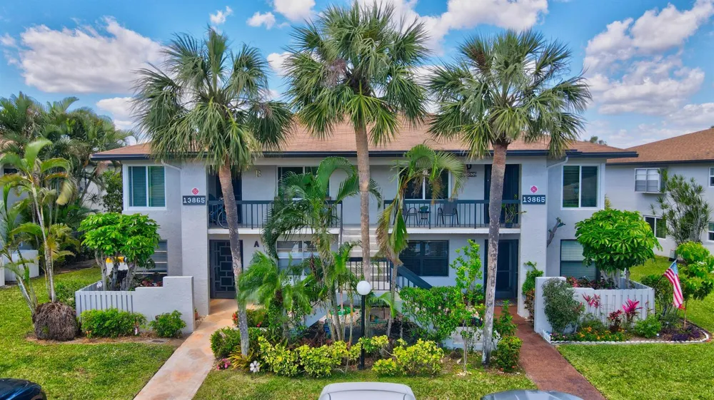 13865 Royal Palm Court Delray Beach, FL 33484