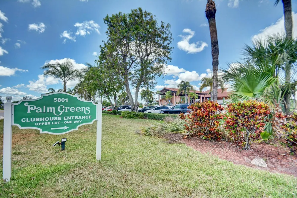 13865 Royal Palm Court Delray Beach, FL 33484