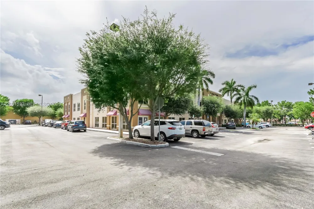 12150 SW 128th Ct ##123 Miami, FL 33186