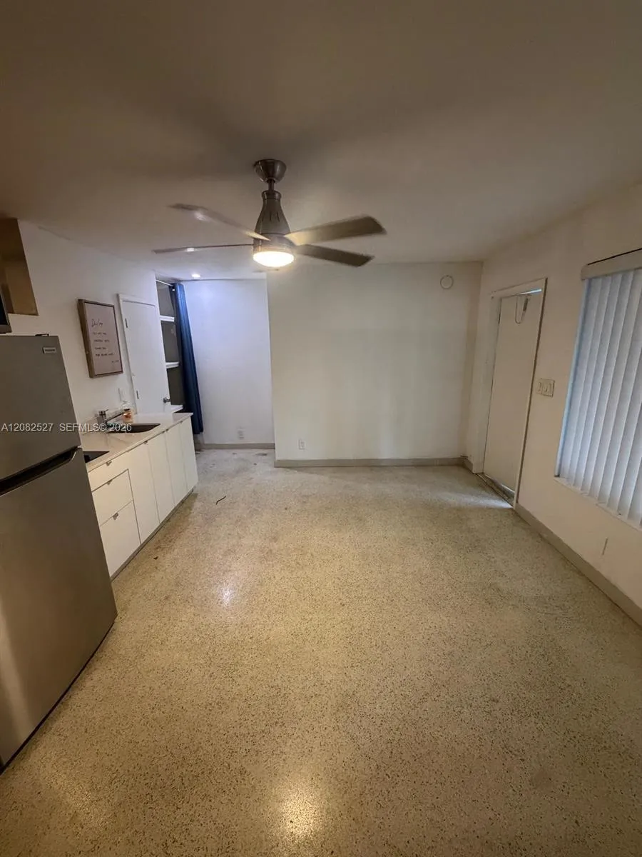 1100 NE 18th Ct #1-8 Fort Lauderdale, FL 33305