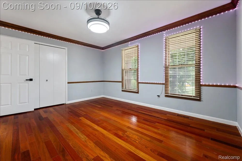 2196 Willow Leaf Drive Rochester Hills City, MI 48309