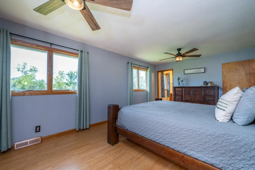 13639 S Three Oaks Road Chikaming Township, MI 49125