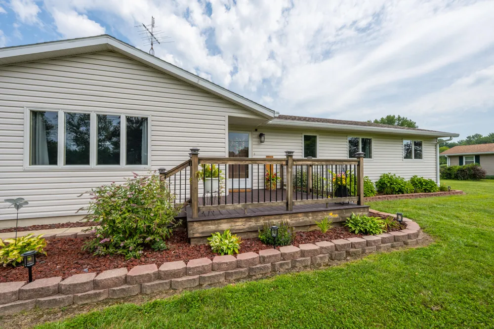13639 S Three Oaks Road Chikaming Township, MI 49125