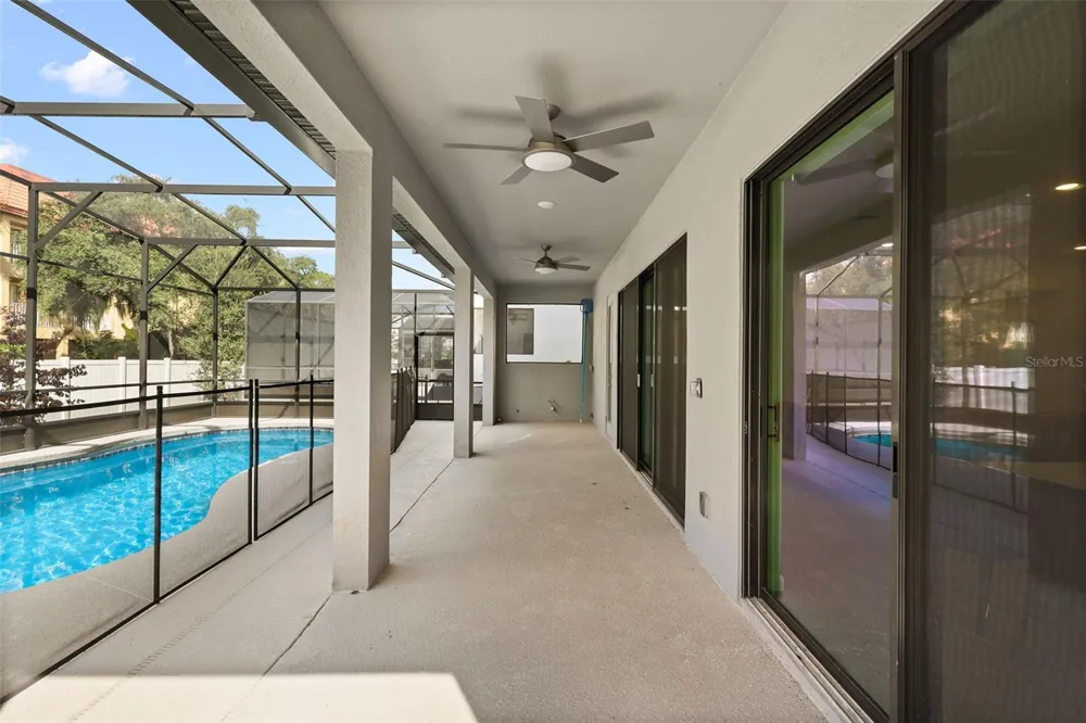 5821 HIGH SEAS DRIVE Orlando, FL 32821