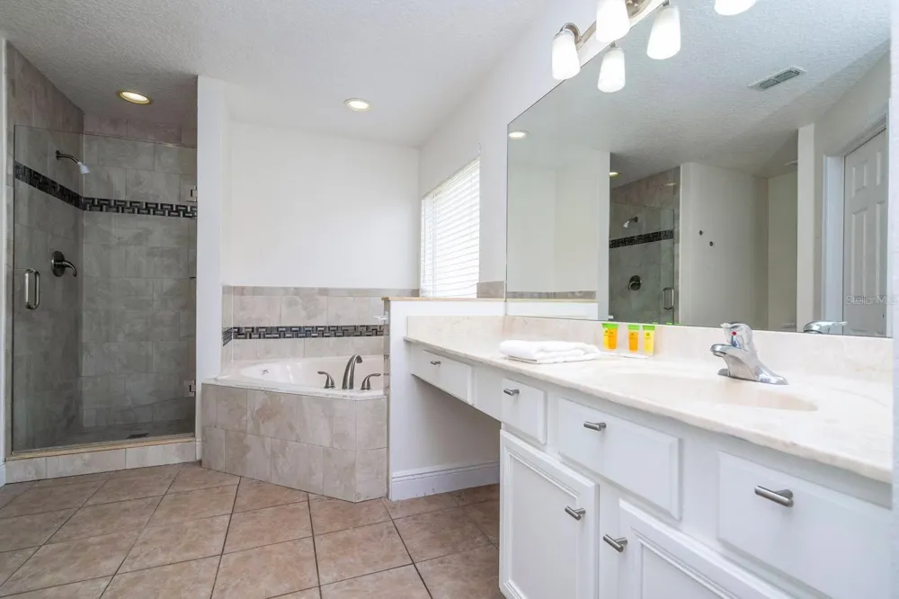 254 CORDOVA AVENUE Davenport, FL 33897