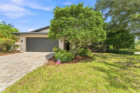 300 BAY HILLS BOULEVARD