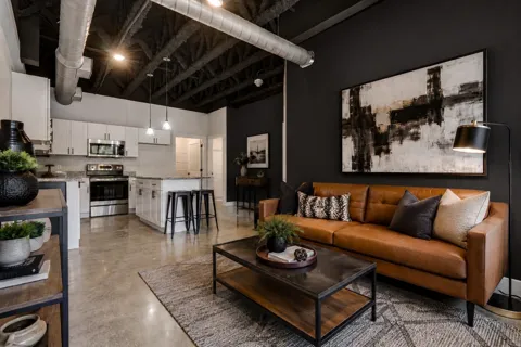 293 Plus Park Blvd #113