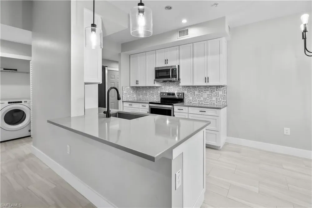 18268 Creekside Preserve Loop #101 Fort Myers, FL 33908