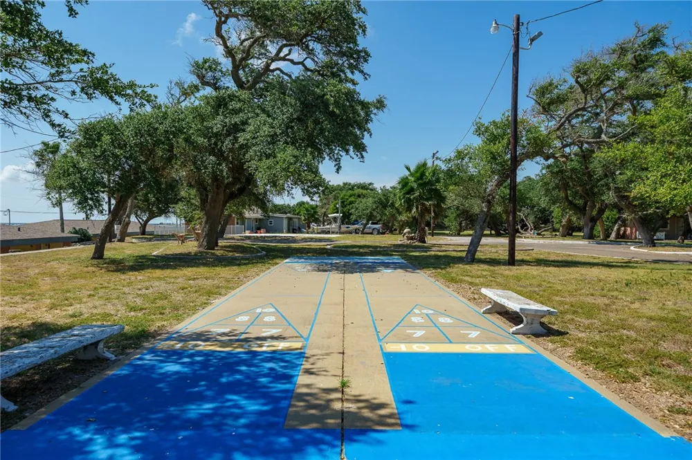 919 Fulton Beach #207 Fulton, TX 78382