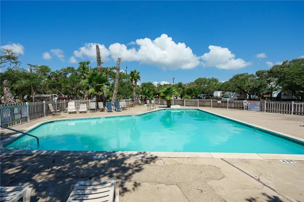 919 Fulton Beach #207 Fulton, TX 78382