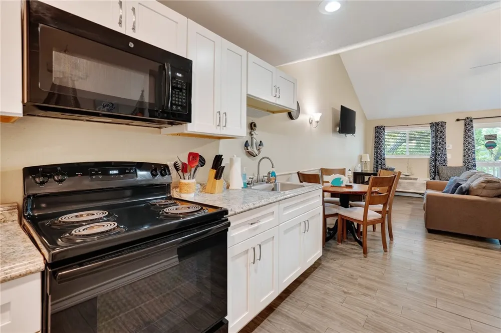 919 Fulton Beach #207 Fulton, TX 78382