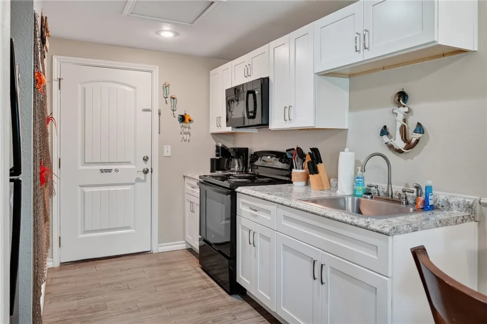 919 Fulton Beach #207 Fulton, TX 78382