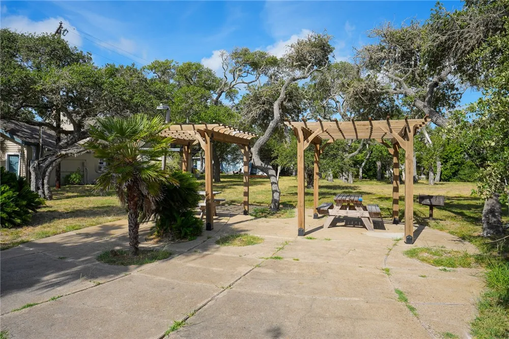 919 Fulton Beach #207 Fulton, TX 78382