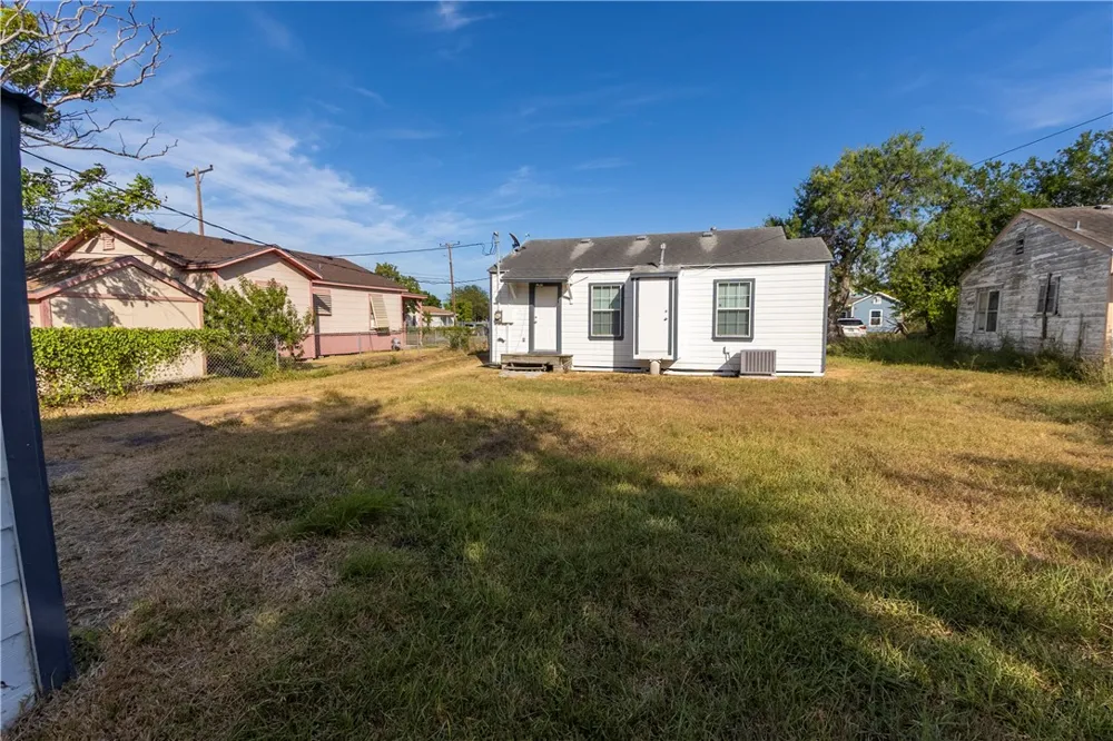 2805 Niagara Street Corpus Christi, TX 78405
