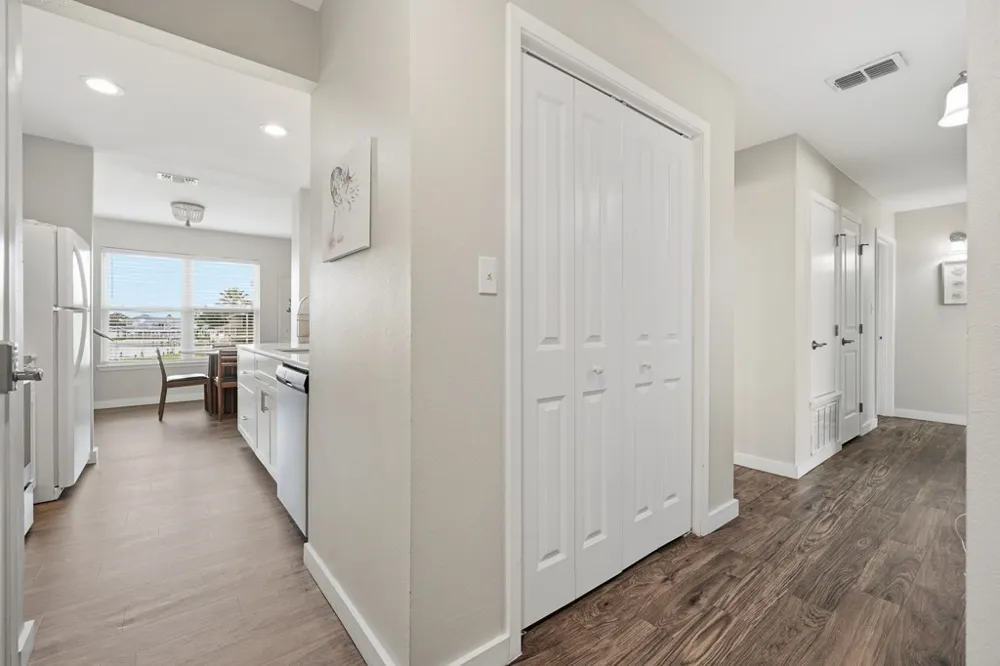 2412 Bayhouse Drive #2412 Rockport, TX 78382