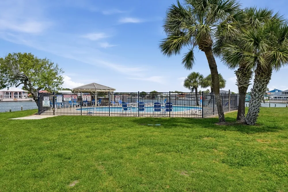 2412 Bayhouse Drive #2412 Rockport, TX 78382