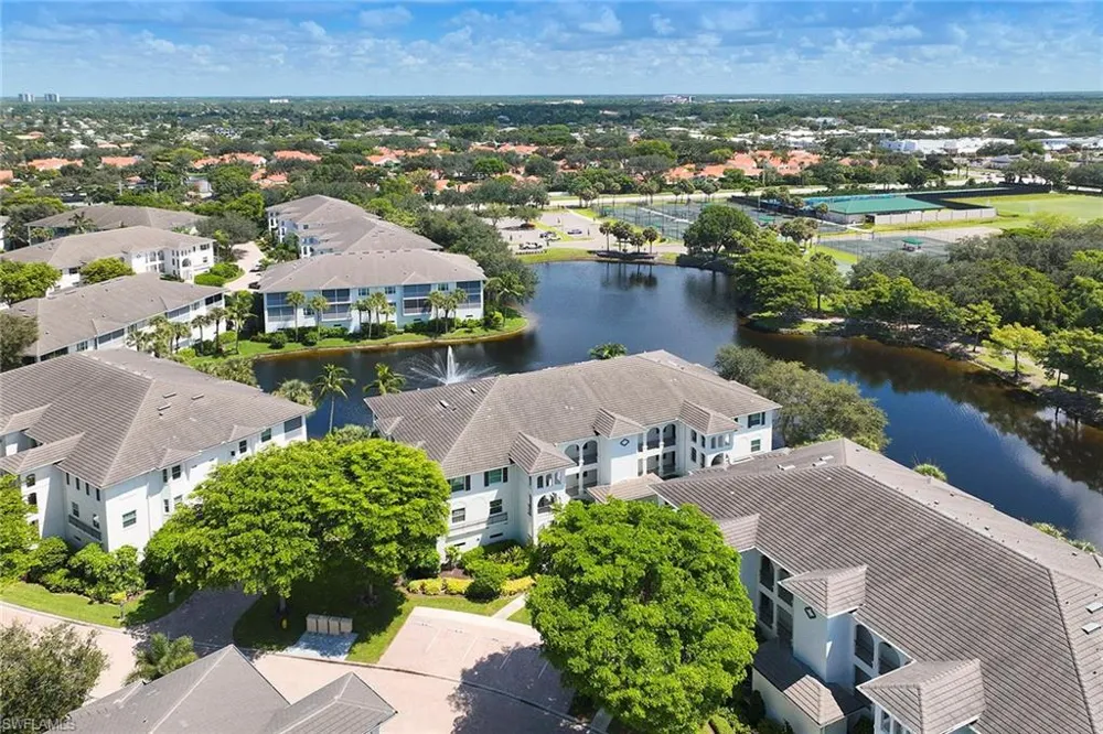 740 Bentwater Circle #101 Naples, FL 34108
