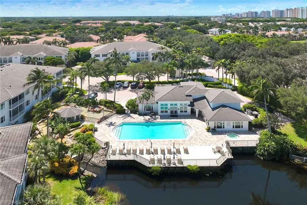 740 Bentwater Circle #101 Naples, FL 34108