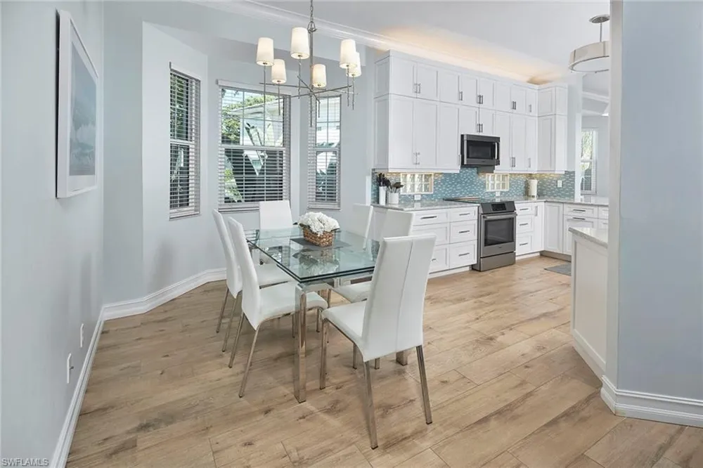 740 Bentwater Circle #101 Naples, FL 34108